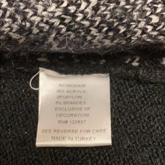 Beautiful black & white mohair wrap sweater size S {044} - Picture 4 of 6